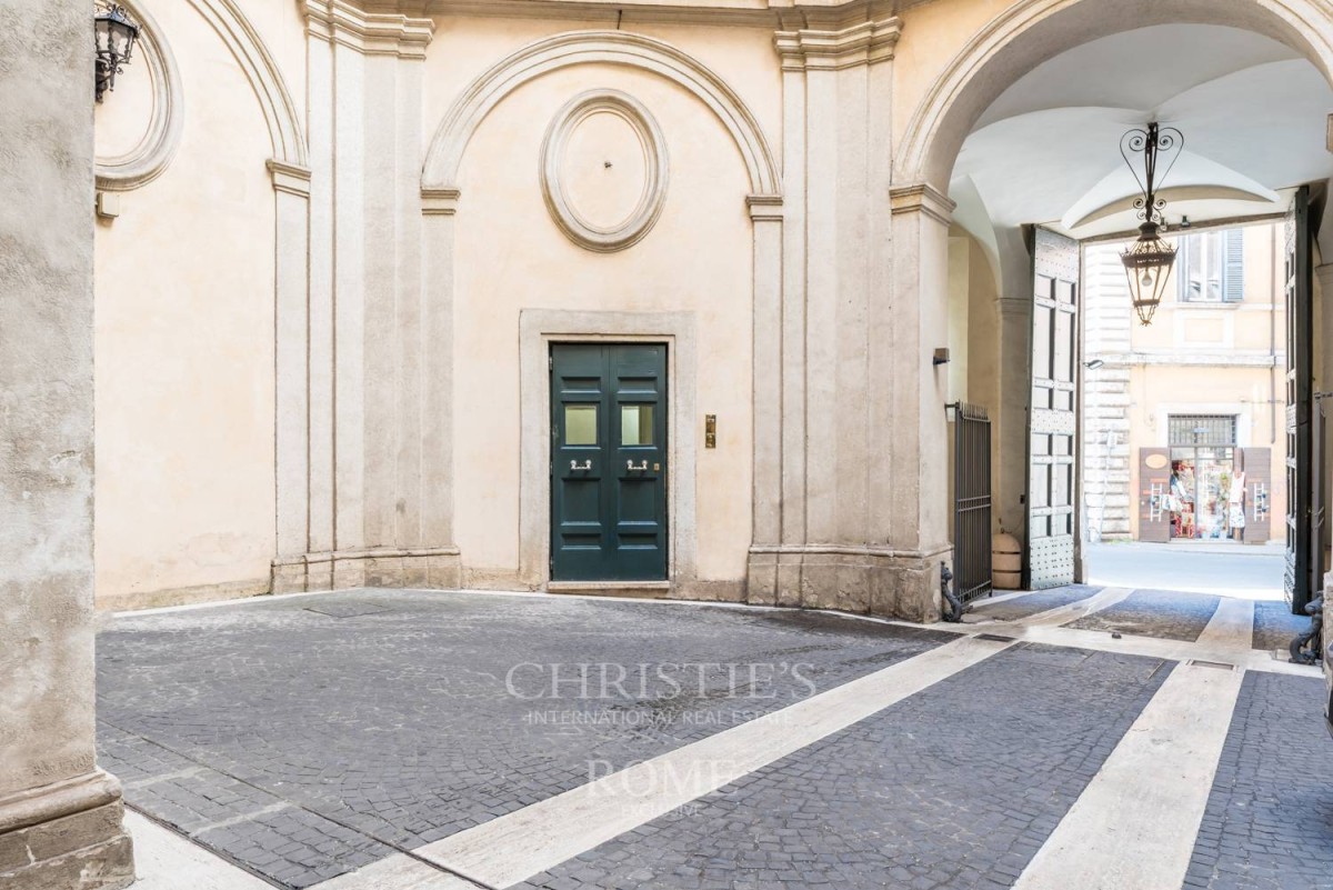 En venta el ático donde vivió Ennio Morricone en Roma por 12 millones