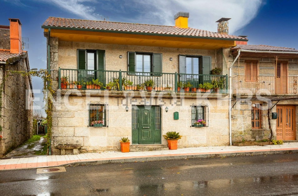 Casa Cerdedo Cotobarde
