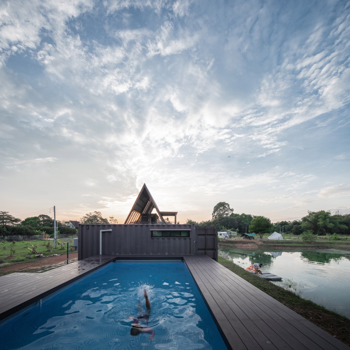 Piscina The Container Cabin