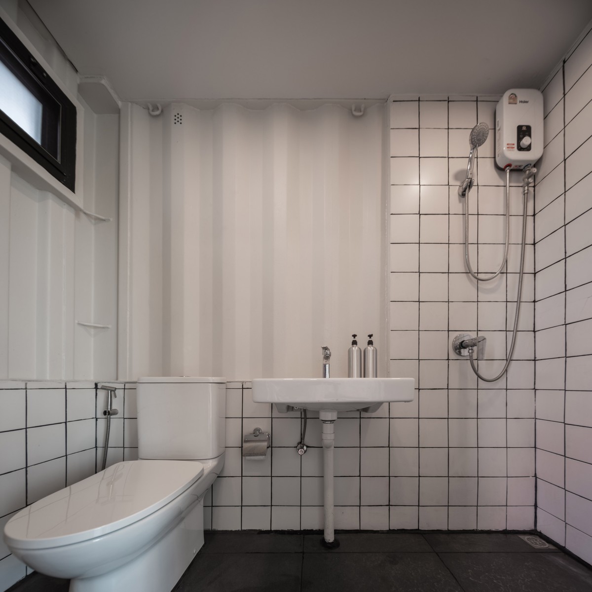 Cuarto de baño The Container Cabin