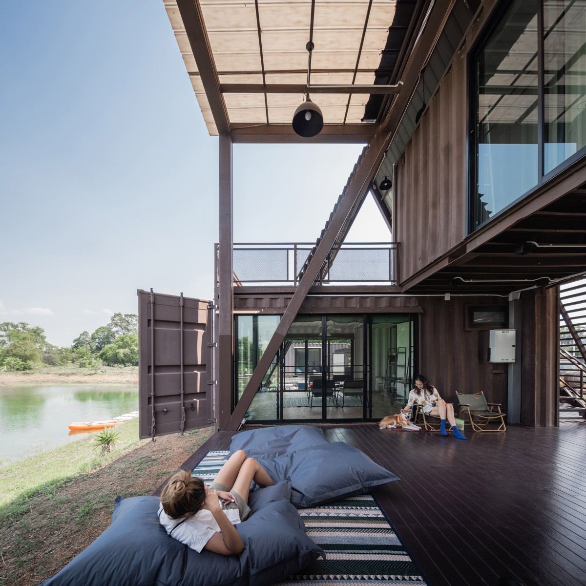 Terraza The Container Cabin