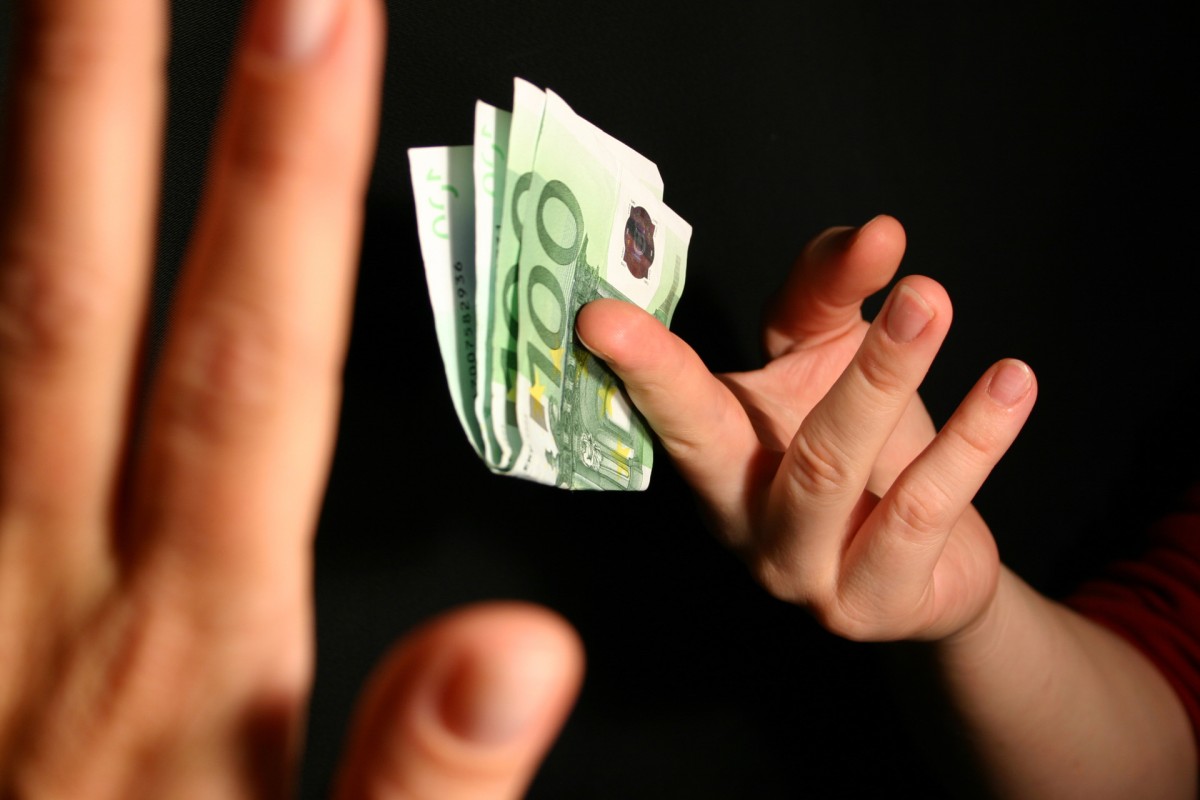 Incluido por error en un registro de morosos: qué hacer si no te dan la hipoteca del piso