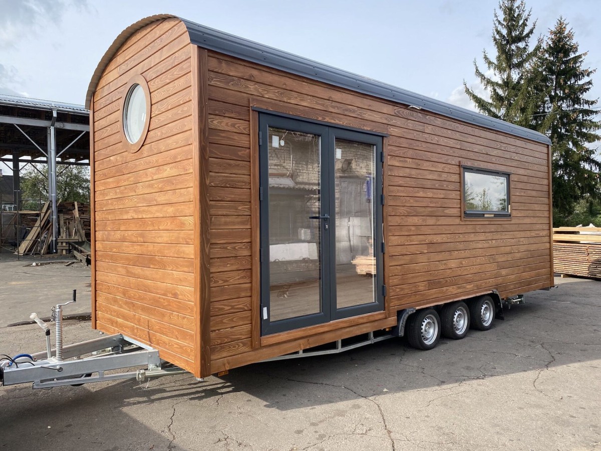 exterior_tiny