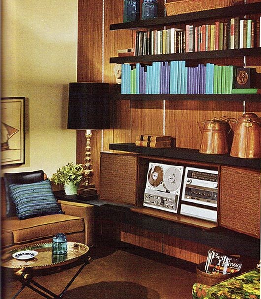Muebles multiusos y grandes lámparas, claves en la decoración