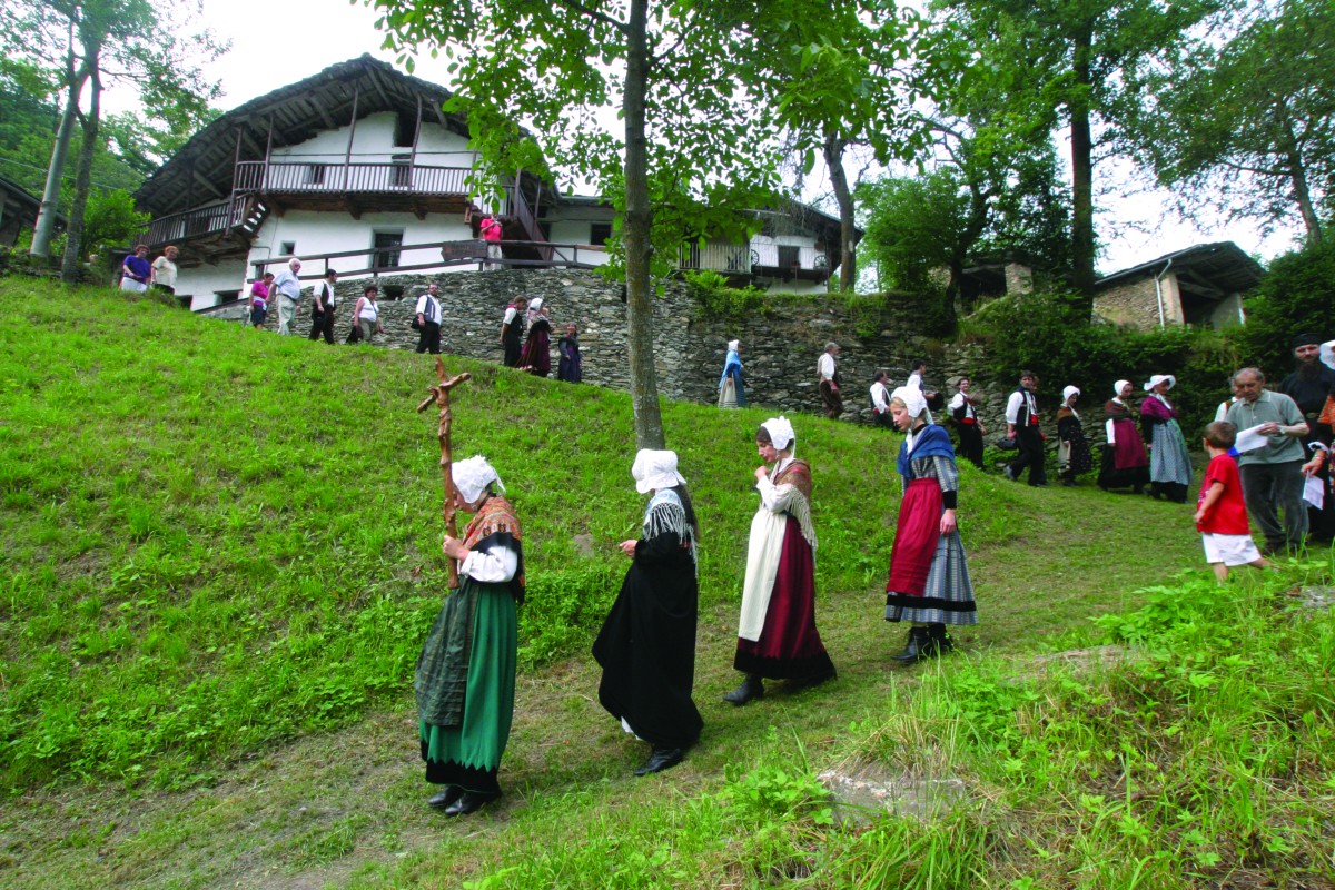 Un viaje a Coumboscuro, el pequeño pueblo de Piamonte donde la lengua materna no es el italiano