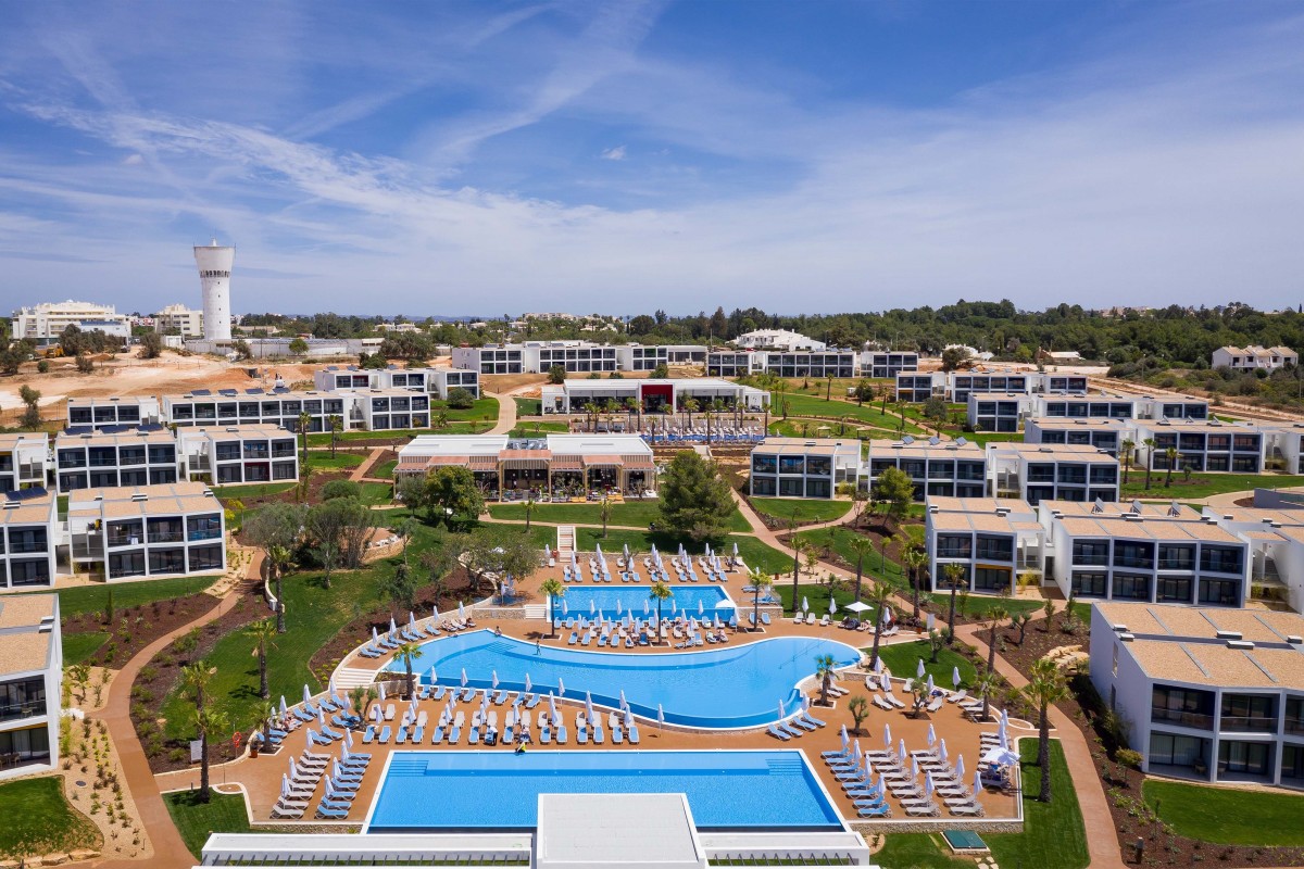 Pestana Blue Alvor, el hotel de lujo que ha comprado Azora