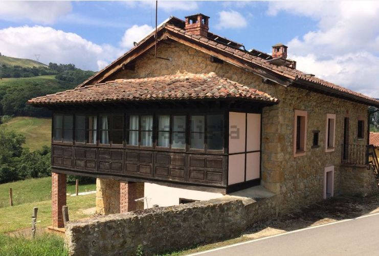Incluye ocho casas rurales rehabilitadas hace unos años