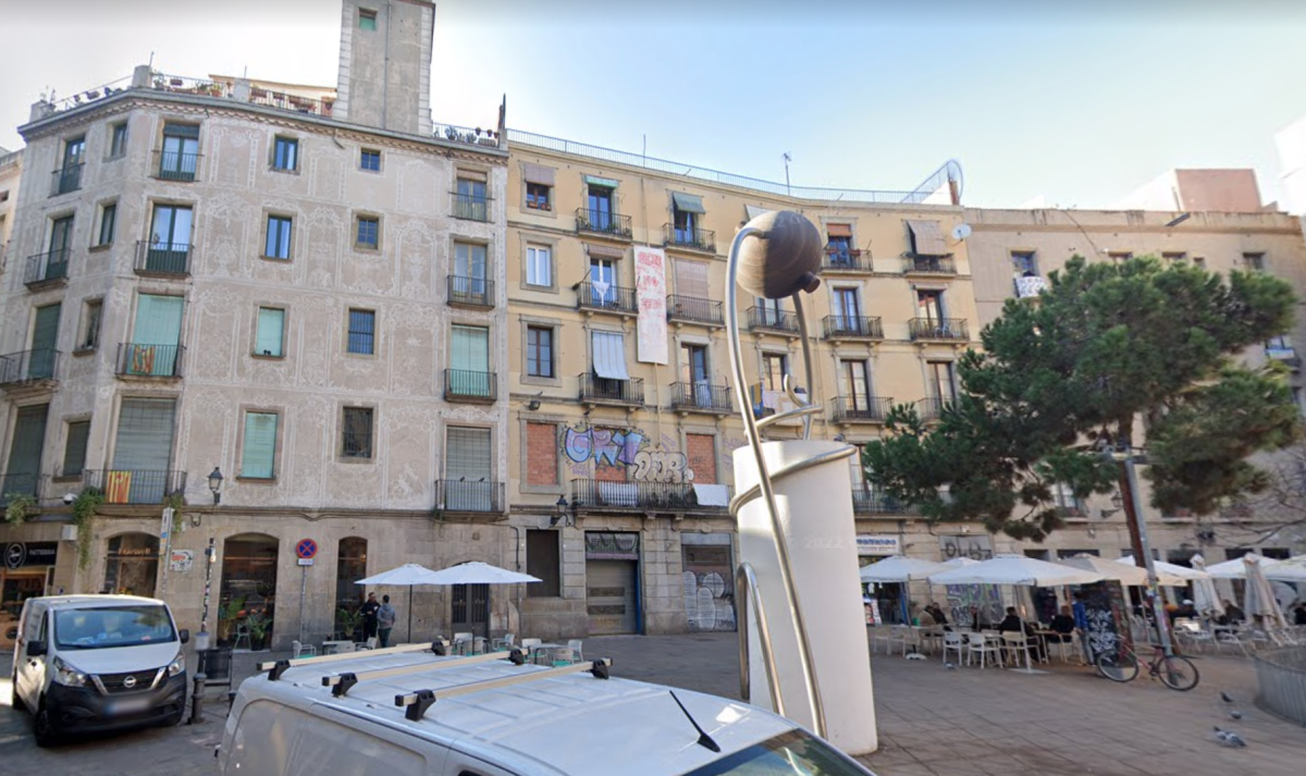 Ada Colau invierte 4 millones en 11 viviendas para VPO en el Gótico de Barcelona