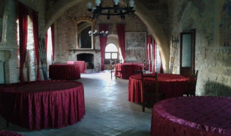 Interior del castillo de Roseto Capo Spulico