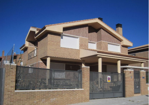 Las razones para instalar más de una ventana en el tejado de casa