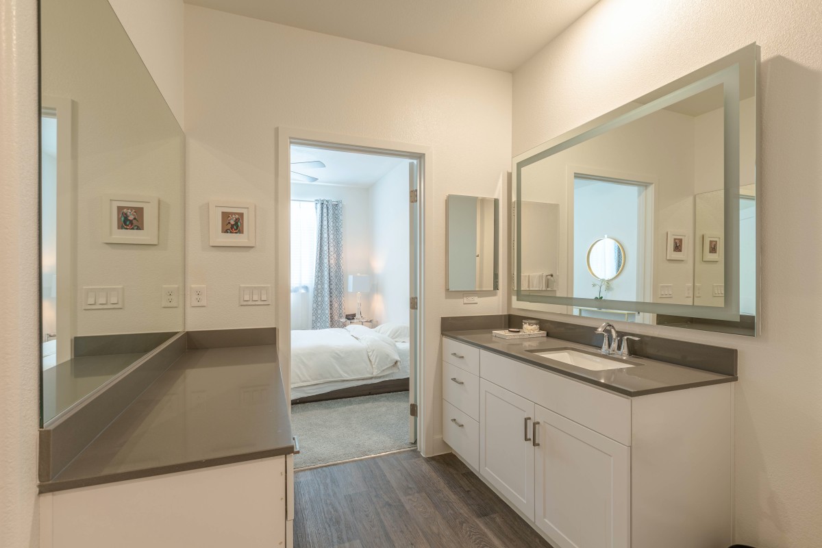 valentino-rodriguez-lxgo3g0neyu-unsplash