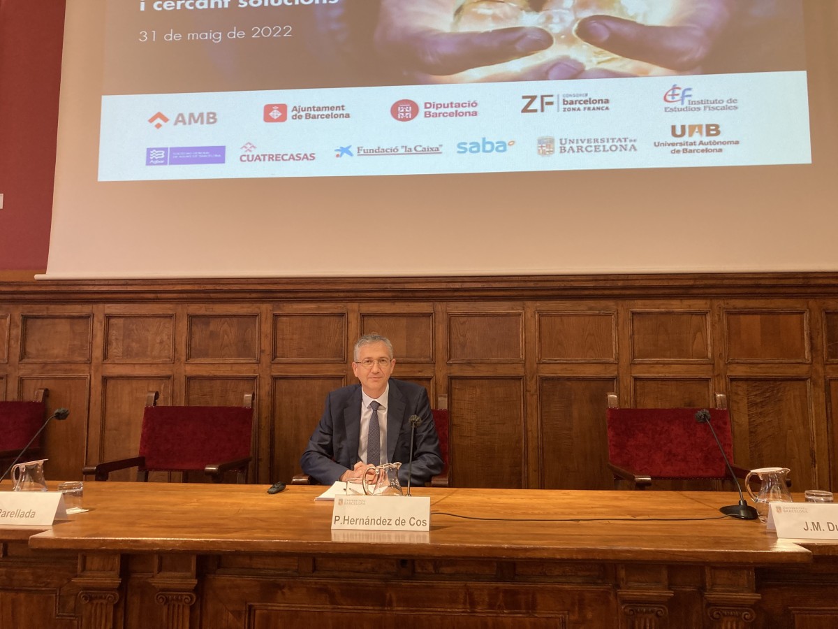 De Cos apunta que los tipos de interés podrían llegar al 1% si la inflación se ancla en el 2%