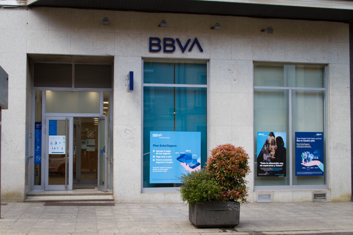 BBVA formaliza la compra de una cartera de oficinas bancarias a Merlin Properties