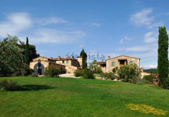 Una antigua aldea italiana se vende como complejo turístico y plató de cine por 13 millones