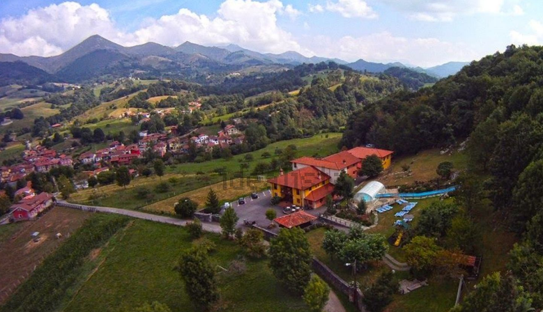 A la venta por 2,2 millones un bonito hotel rural con spa y vistas a los Picos de Europa