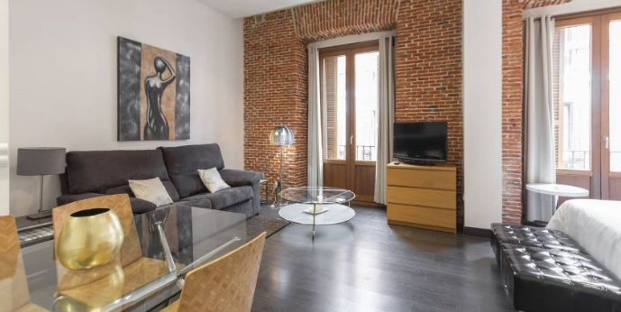 El TSJC ‘tumba’ la norma catalana que regula el alquiler de habitaciones a turistas