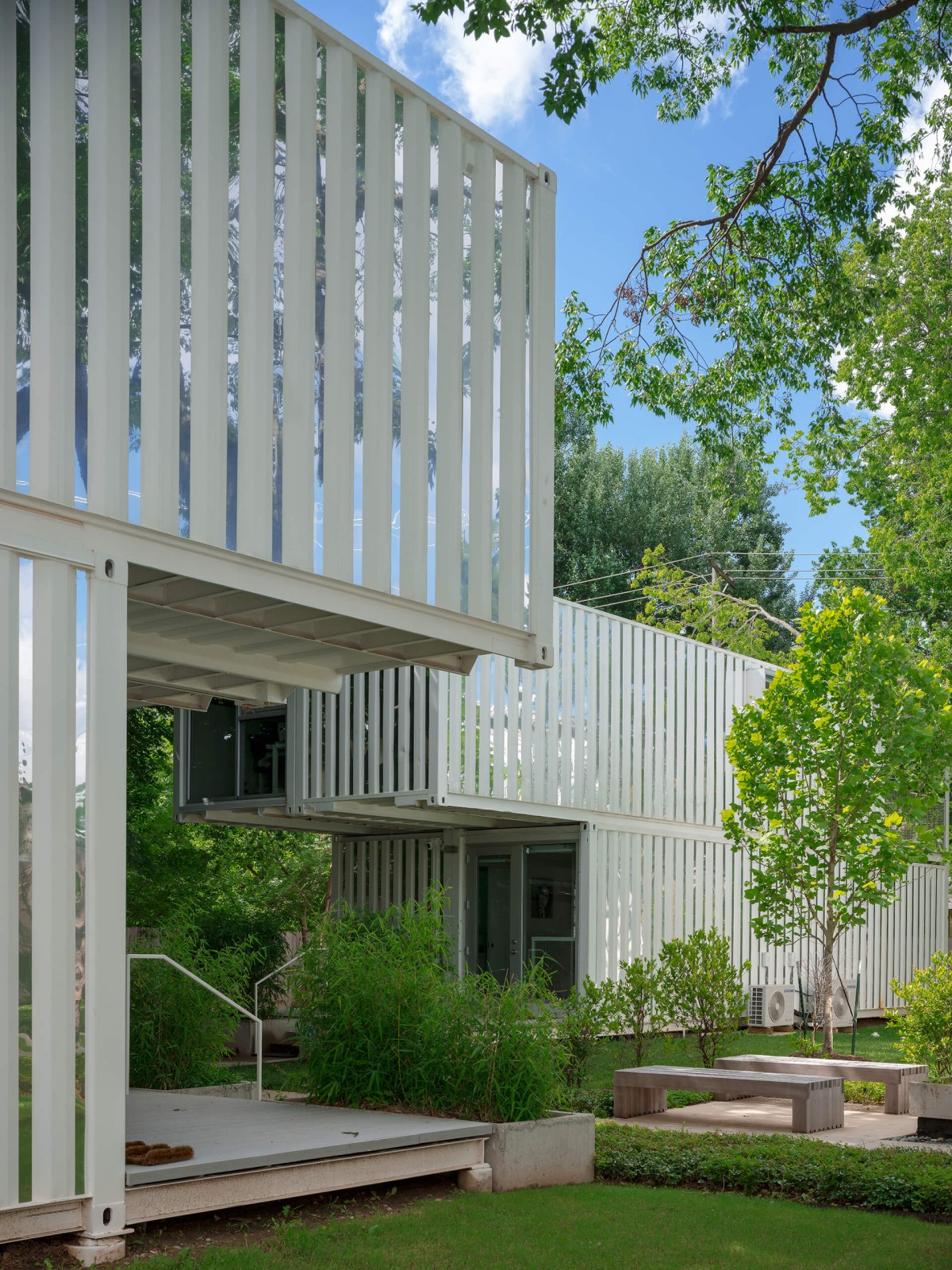 Jardín de las viviendas Squirrel Park