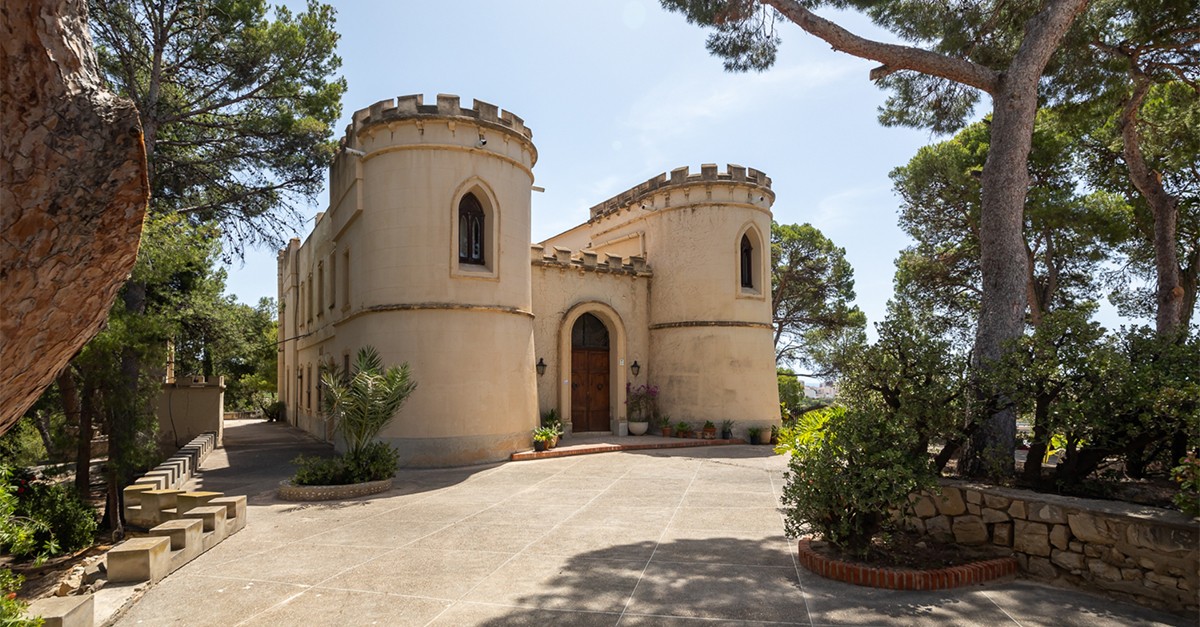 A la venta el antiguo palacete del Doctor Esquerdo en Villajoyosa por 1,7 millones