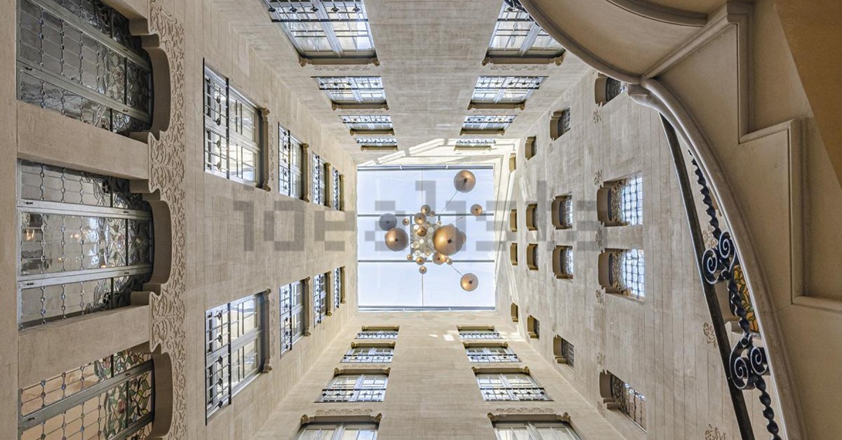En venta un piso de lujo en el edificio modernista Casa Oller de Barcelona por 1,6 millones