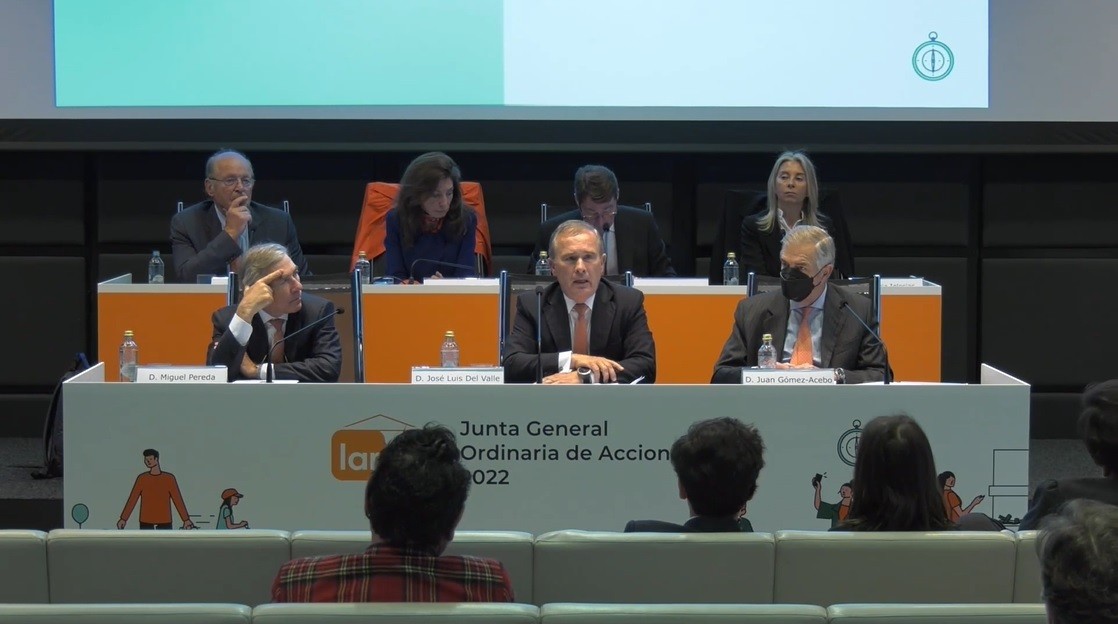 Lar España renueva los contratos de gestión de sus centros comerciales con Gentalia por 13,5 millones