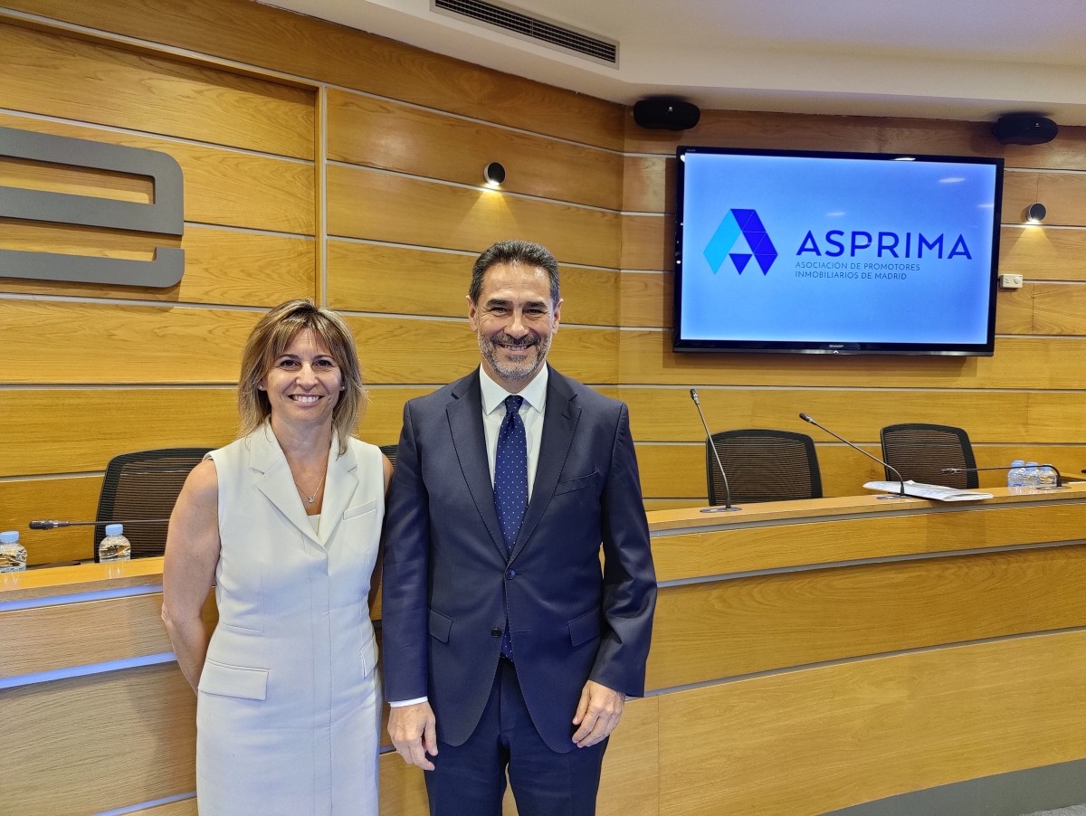 Carolina Roca sustituye a Juan Antonio Gómez-Pintado como nueva presidenta de Asprima