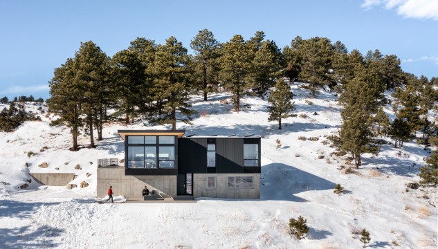 Una espectacular casa de diseño para vivir en plena naturaleza con todas las comodidades