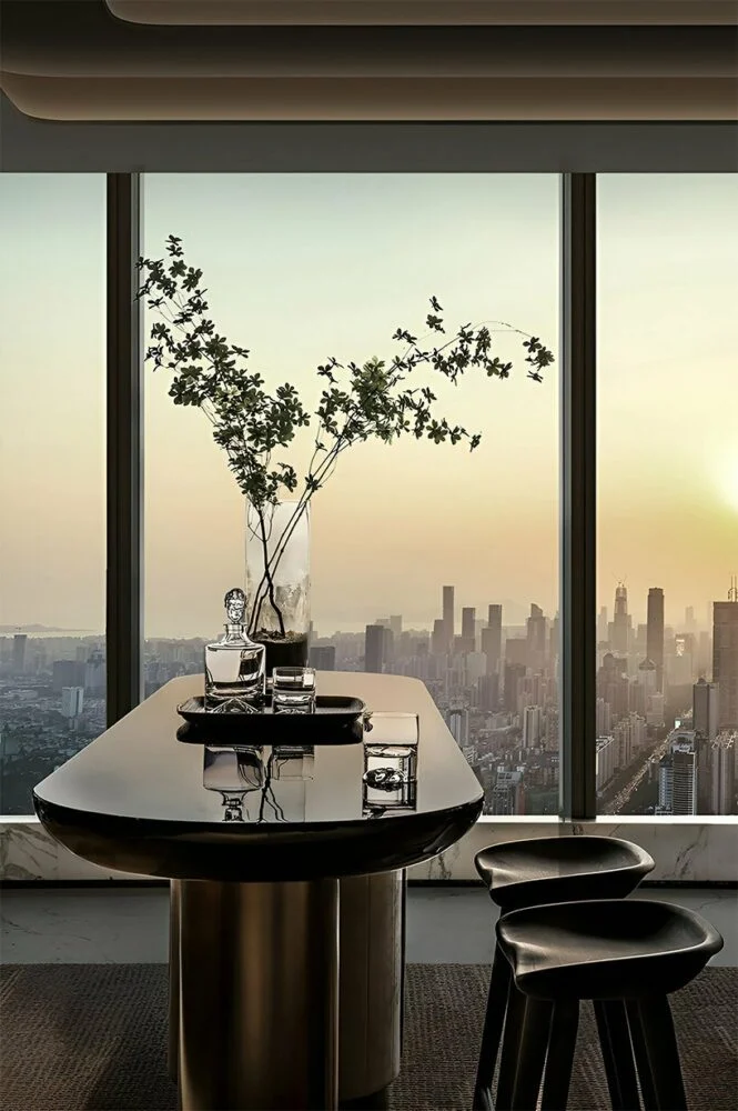 Mesa alta en la cocina