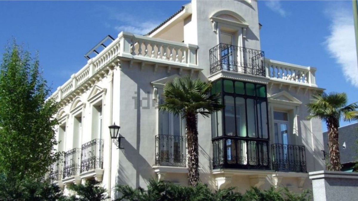 Se subasta uno de los últimos palacetes en Arturo Soria (Madrid) por 1,4 millones