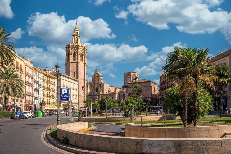 Valencia podrá comprar hasta el 100% de una promoción privada de VPO