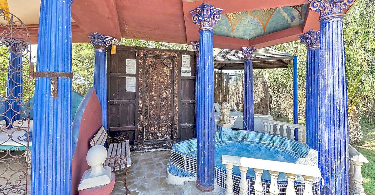 Una exclusiva villa de estilo árabe con licencia turística en Ibiza, por 3,5 millones
