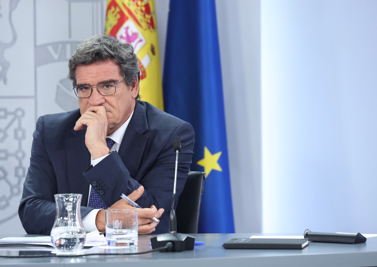 Archivo - El ministro de Inclusión, Seguridad Social y Migraciones, José Luis Escrivá