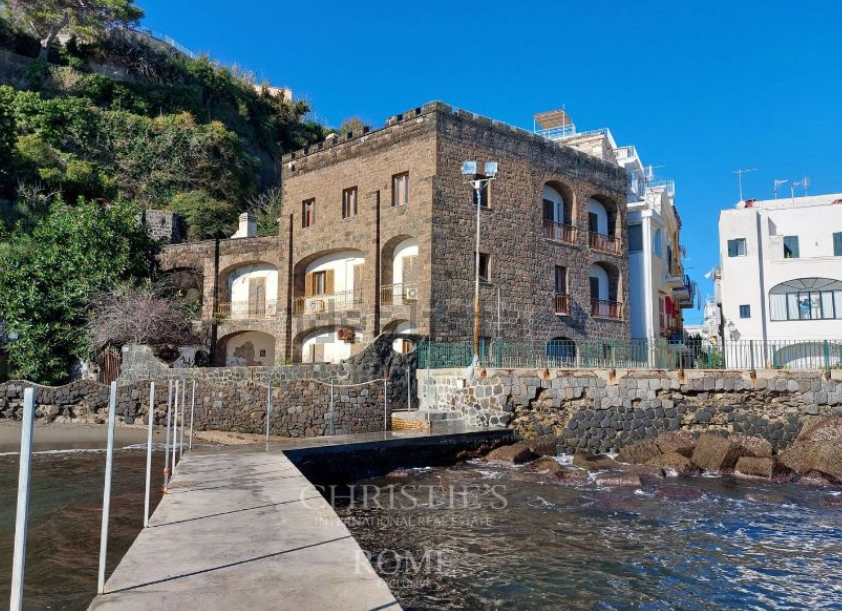 ¿La isla más bonita del mundo 2022? Es italiana y es ésta