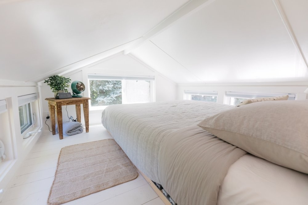 Handcrafted Hideaway altillo cama.