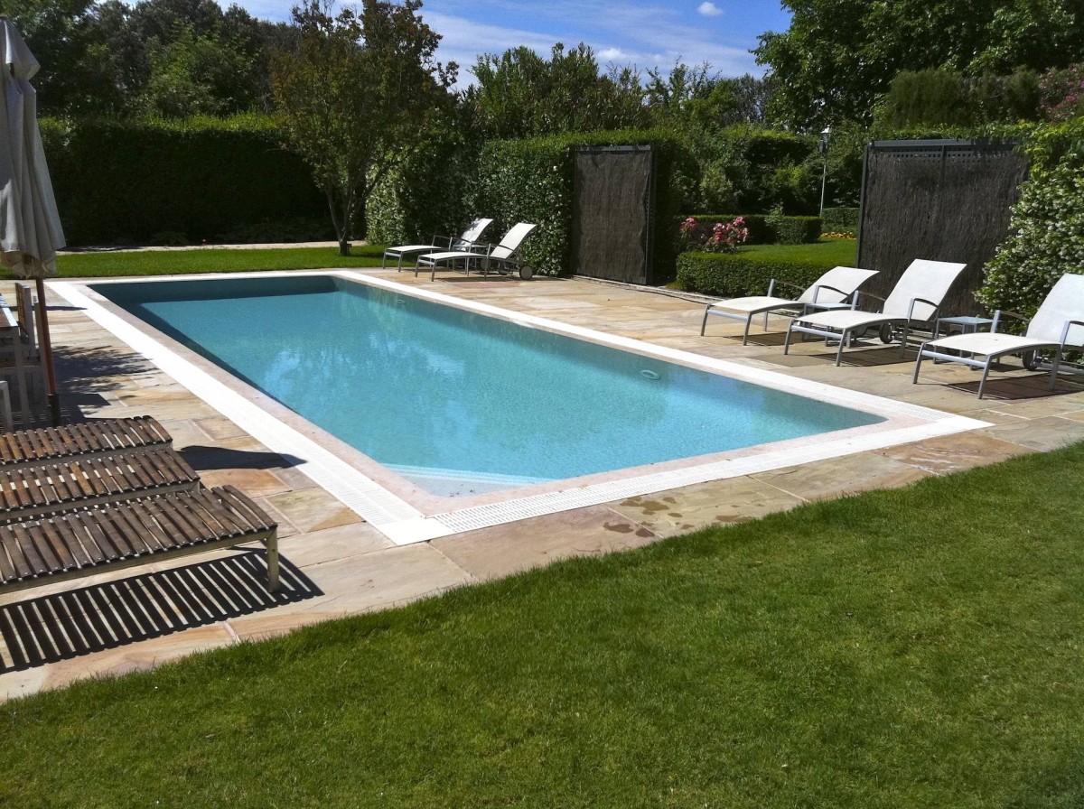 Piscina desbordant / Piscinas Oscer