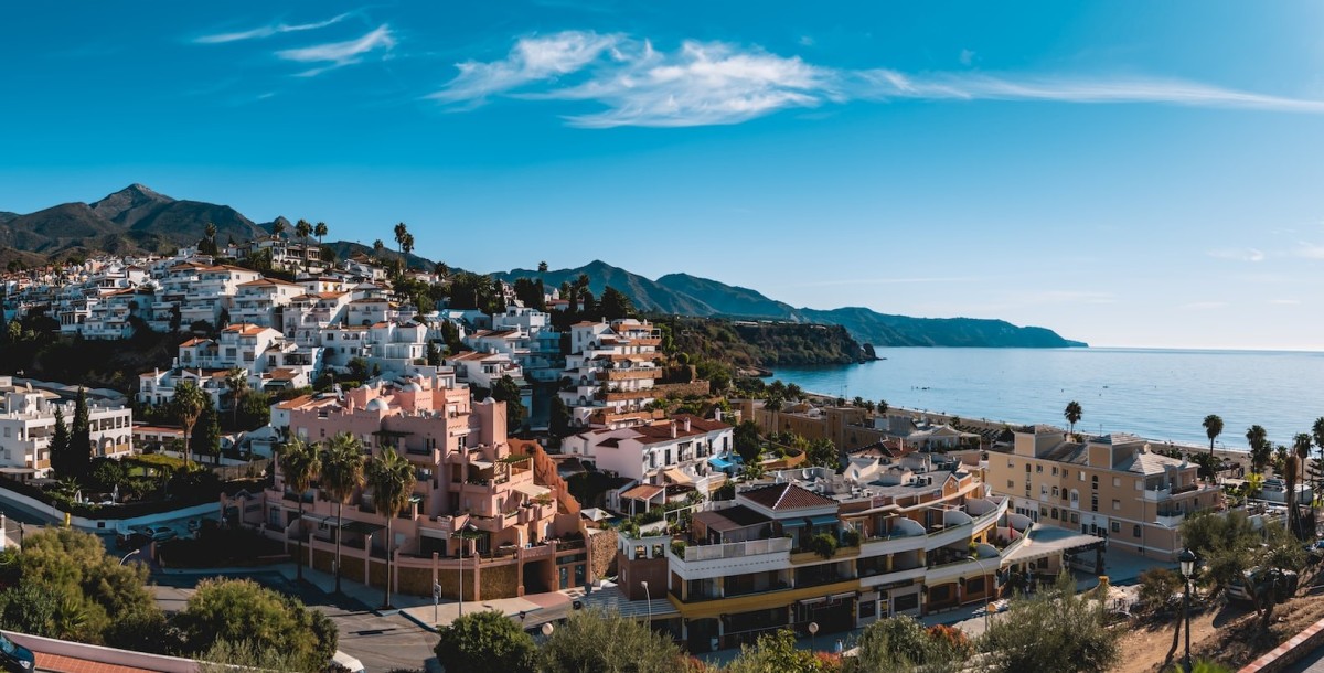 We laten je de goedkoopste (en niet zo goedkope) plaatsen zien om in Spanje te kopen