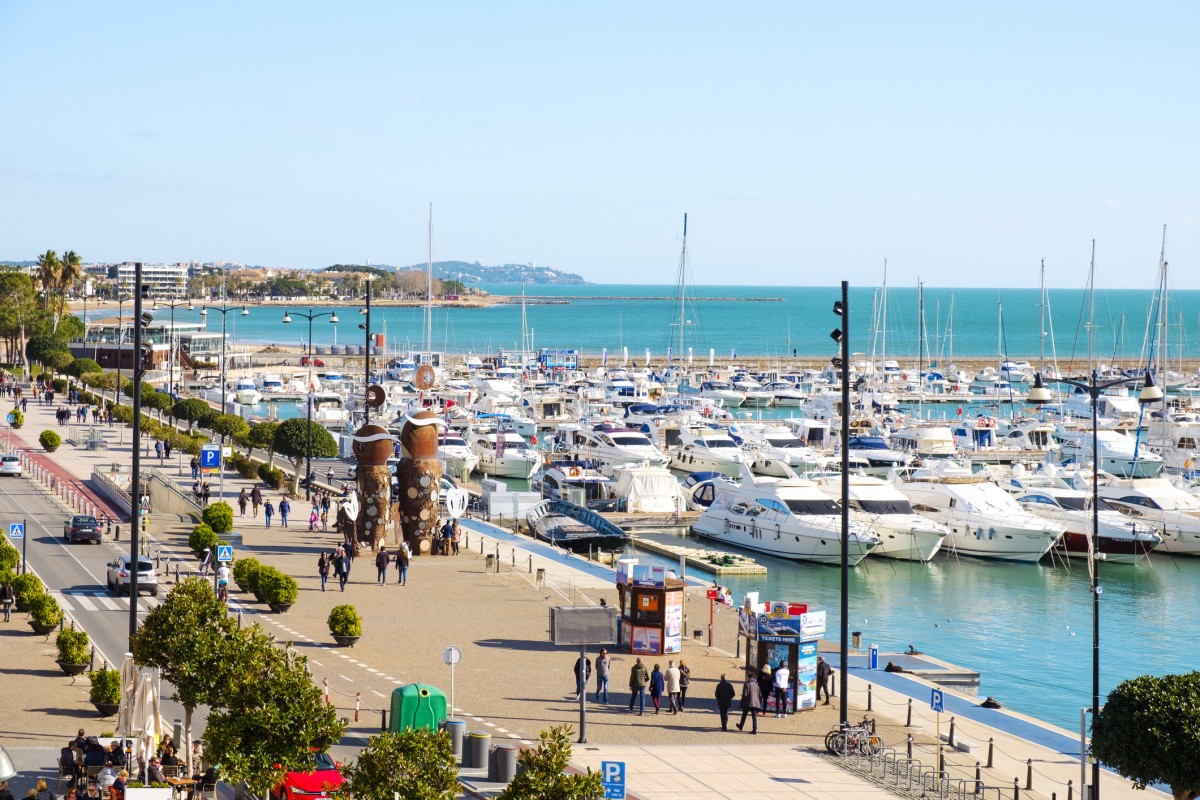 Vista del puerto de Cambrils