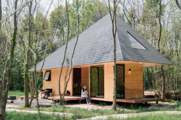 Una cabaña ecológica y de diseño minimalista para conectar con la naturaleza