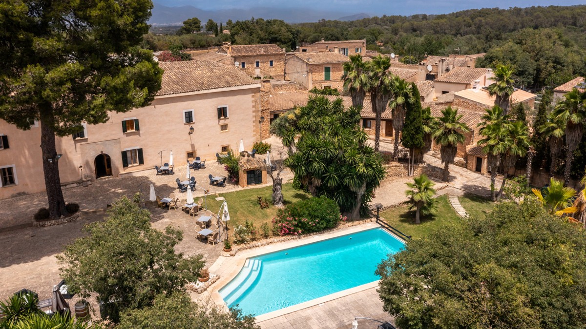 Piden 9,5 millones por este idílico hotel rural en un convento del siglo XV en Mallorca