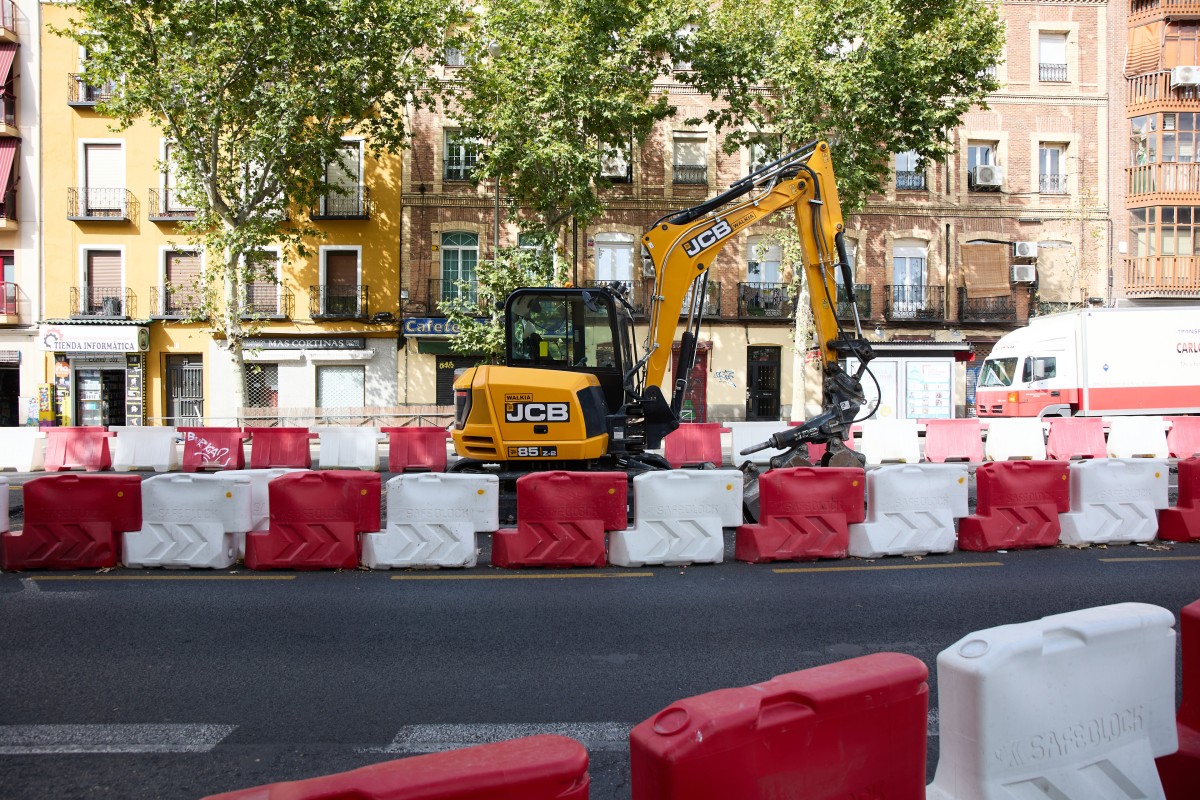La construcción modera su crecimiento pero el residencial continúa al alza