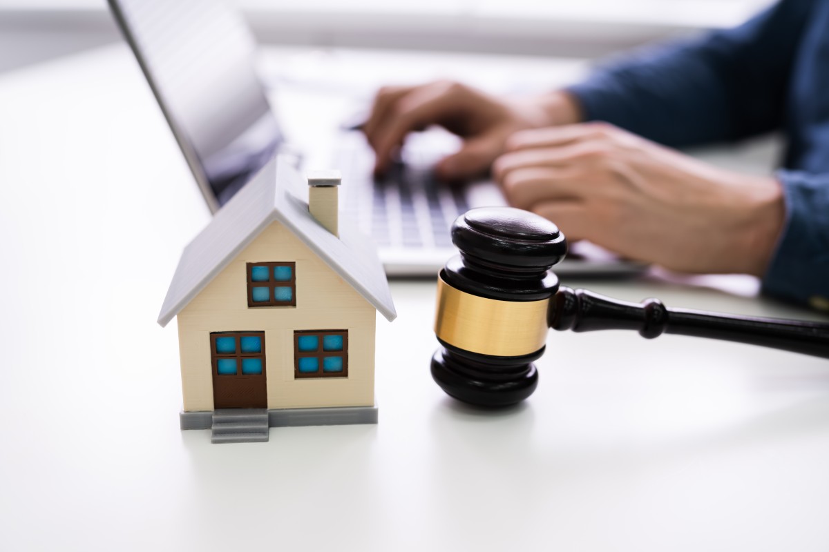 Las ejecuciones hipotecarias sobre vivienda habitual caen tras casi dos años de subida