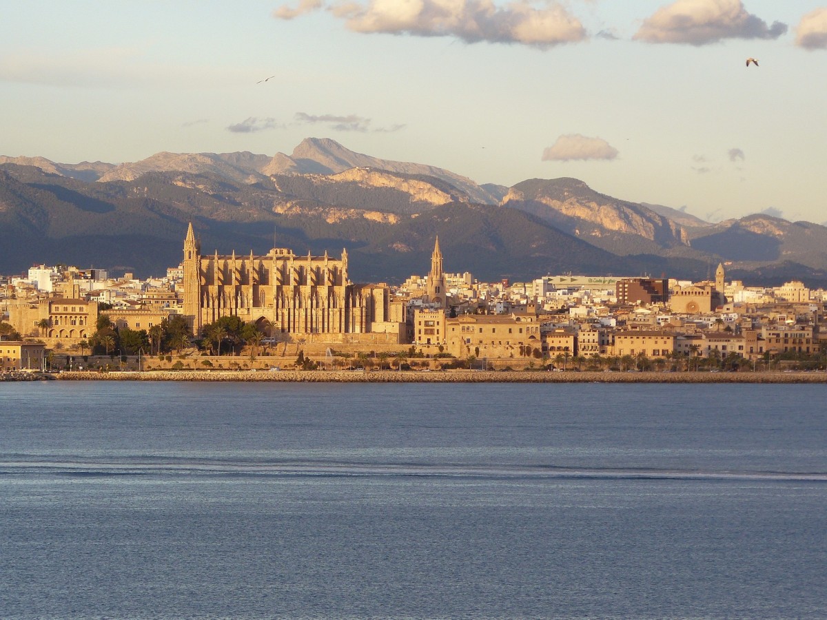 Aprobadas más de 800 viviendas de alquiler asequible en un antiguo cuartel en Palma