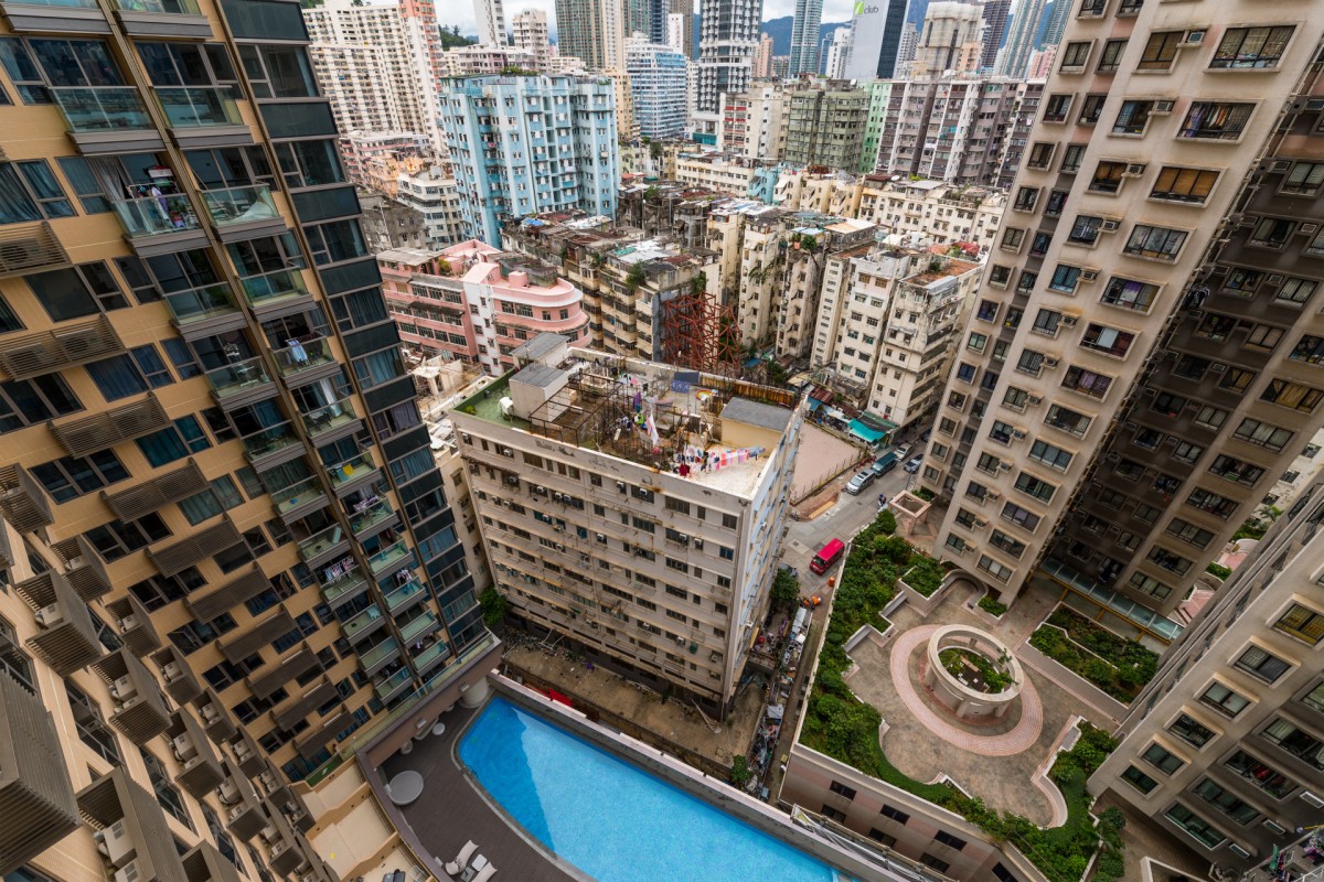 Hong Kong, el precio en el mercado de la vivienda más caro del mundo caerá un 30% en dos años