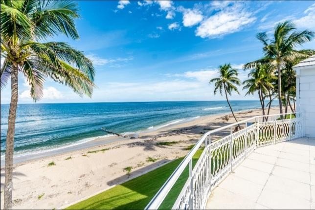 Terraza con vistas al mar