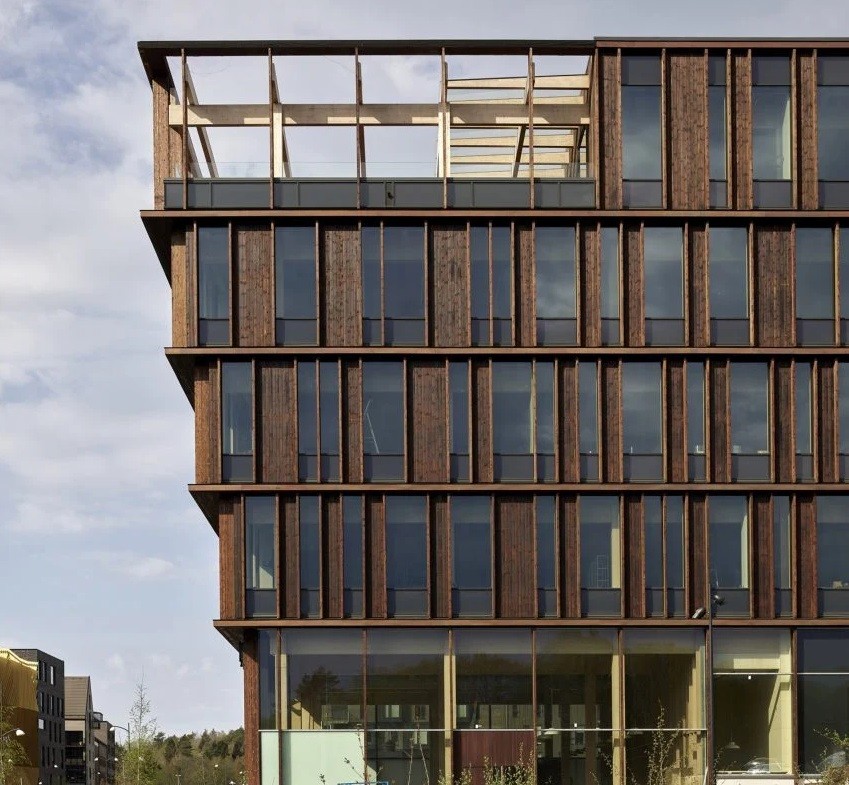 Estructura del edificio de oficinas de madera