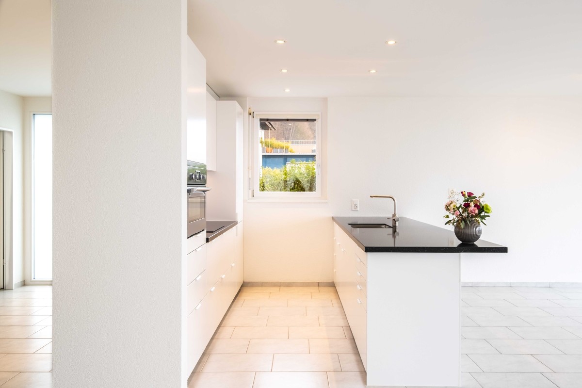 Buy and renovate a house in Spain