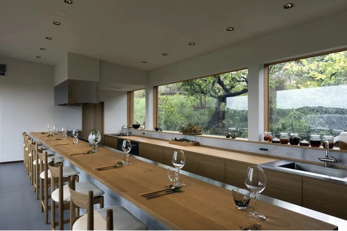 Restaurante por la mañana