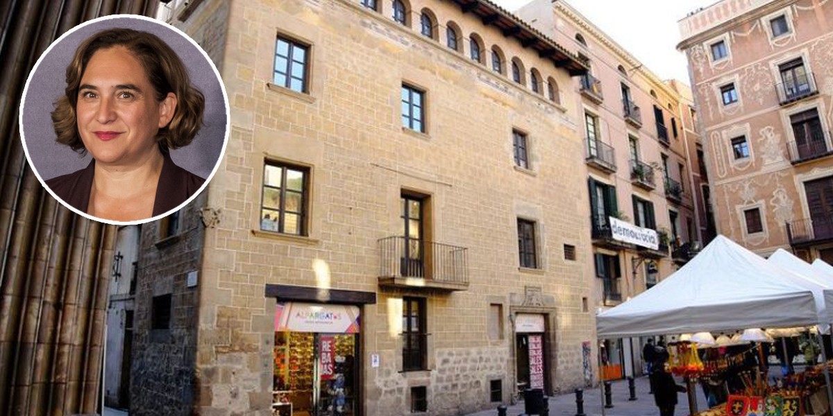 Ada Colau ha empezado a entregar las once viviendas adquiridas en el Gótico de Barcelona