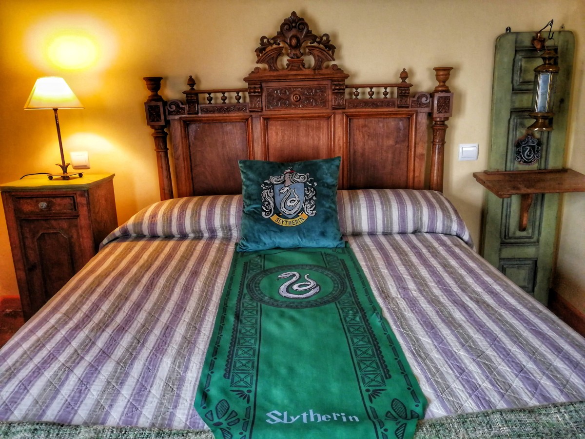 Uno de los dormitorios: la casa de Slytherin