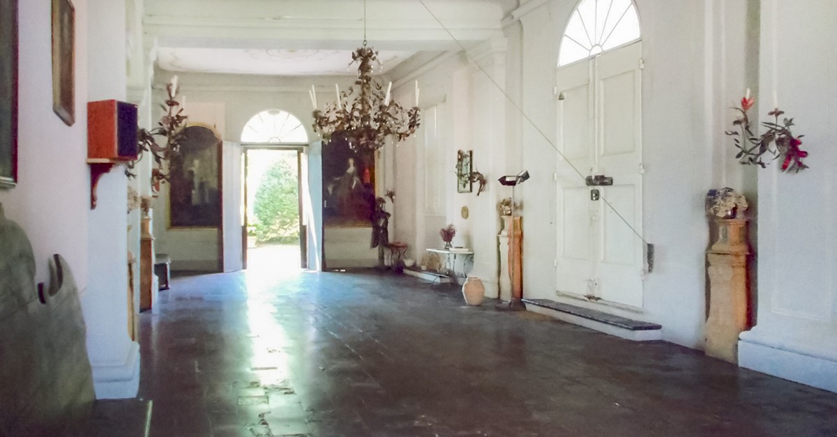 El palacio cuenta con 1.150 m2 con 20 habitaciones