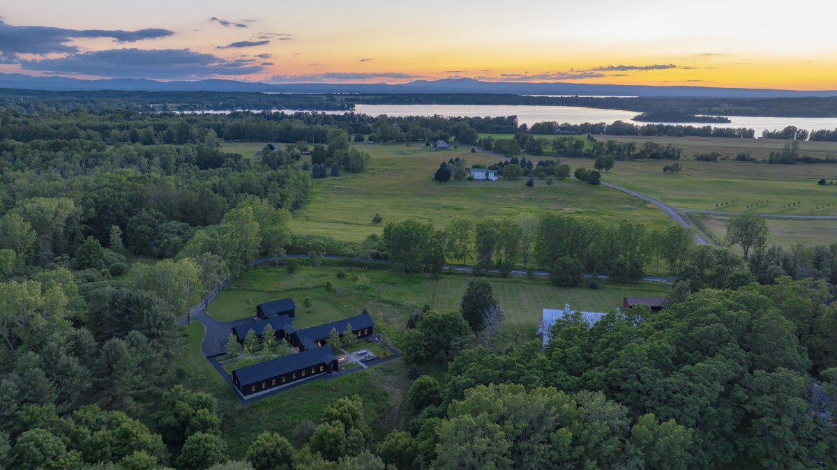 Vista aérea y entorno